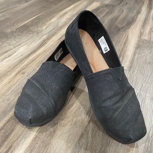 Black Glimmer Toms